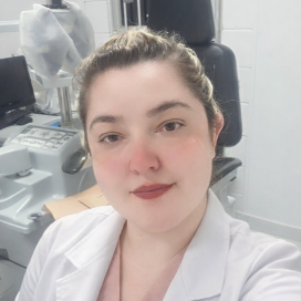 Dra. Adrielle Nauani Alves Franco