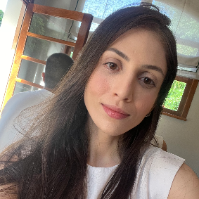 Dra. Alícia Elisa Araújo Jesus