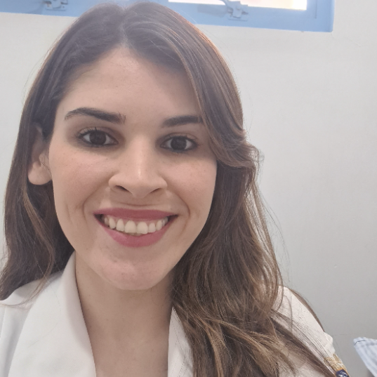 Dra. Aline Pereira Barros