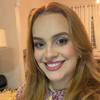 Dra. Dandara Aad Lopes Guirra