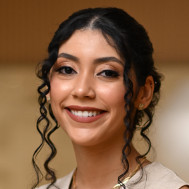 Dra. Karina Furtuoso Soares