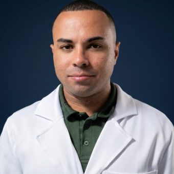 Dr. Matheus Chaluppe