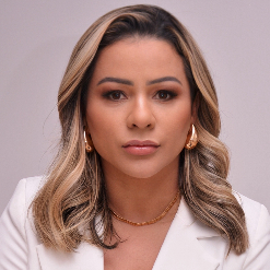 Dra. Rebeca Pereira dos Santos R Coelho