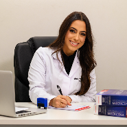 Dra. Vitória Pereira Bugs